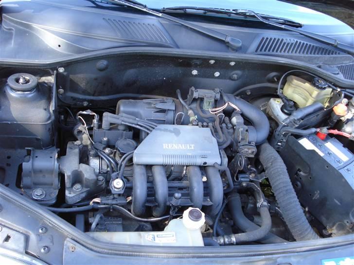 Renault Clio II " SOLGT" billede 9