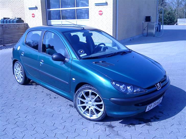 Peugeot 206 billede 2