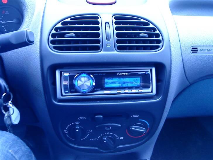 Peugeot 206 billede 10