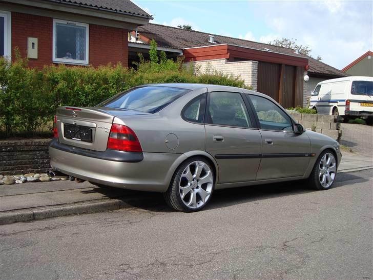 Opel Vectra B NPC V6 Solgt - Hold da helt k... en dejlig dyt.. Som den så ud før... billede 19