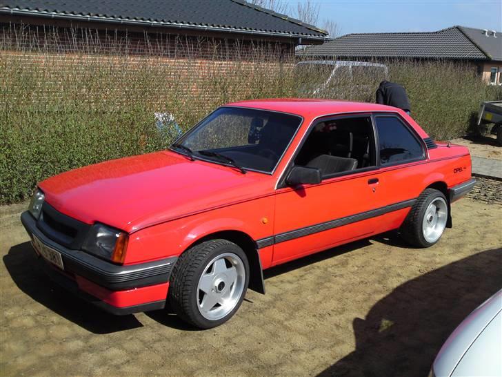 Opel Ascona 1,6 SH SOLGT (tidl. bil)  billede 14