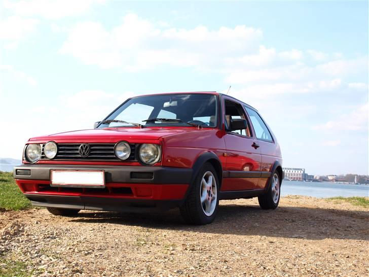 VW Golf 2  1,8  (SOLGT) billede 3