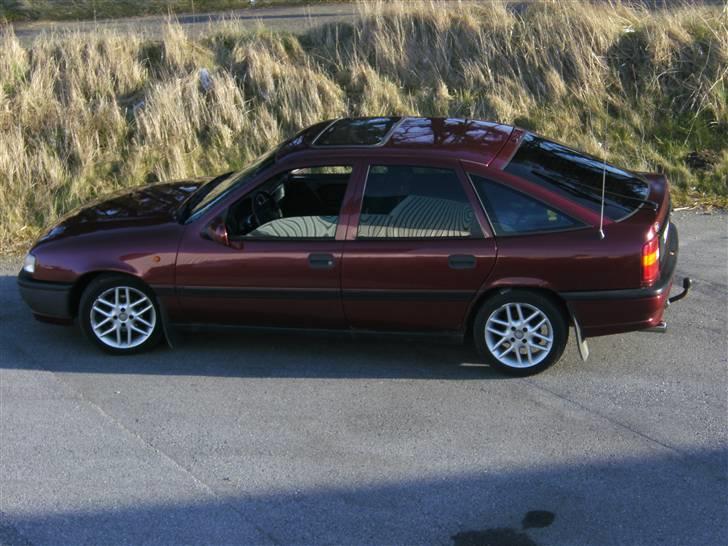 Opel Vectra 1,8I 8v sport billede 3