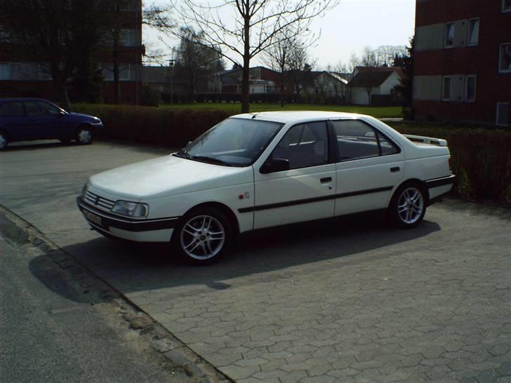 Peugeot 405 (skrottet) billede 7