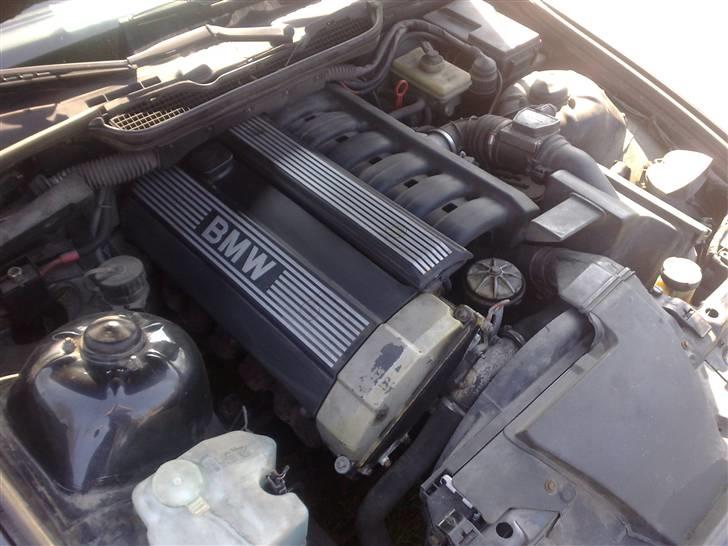 BMW E36 325i Solgt - Den store fine og modbydelige kværn... billede 14