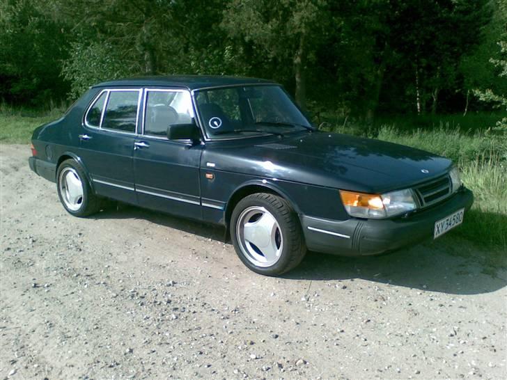 Saab 900 "DØD MOTOR SKROTTET" billede 1