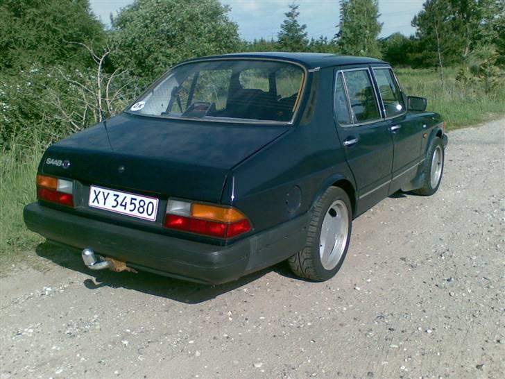 Saab 900 "DØD MOTOR SKROTTET" billede 3