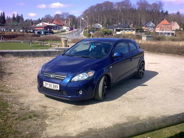 Kia Pro-Ceed - En tur ved stranden billede 1