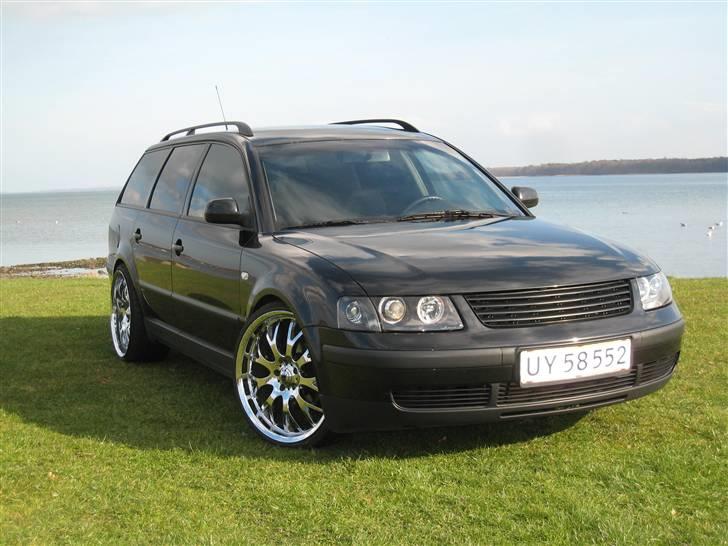 VW passat 3B5 - Sorte forlygter fra FK med angle eyes billede 4