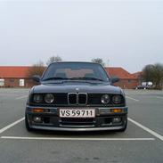 BMW e30 325