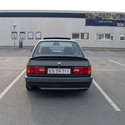 BMW e30 325