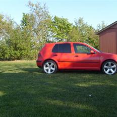 VW Golf 4 -solgt-
