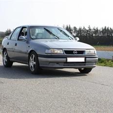 Opel Vectra 1,6 8v - Solgt