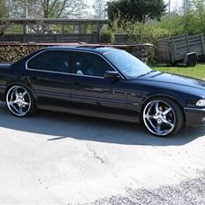 BMW e38 740i 22´´ solgt