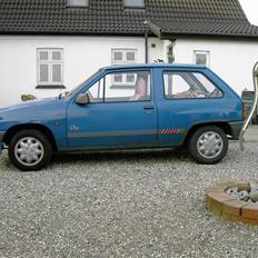 Opel Corsa a ( minxy pink )