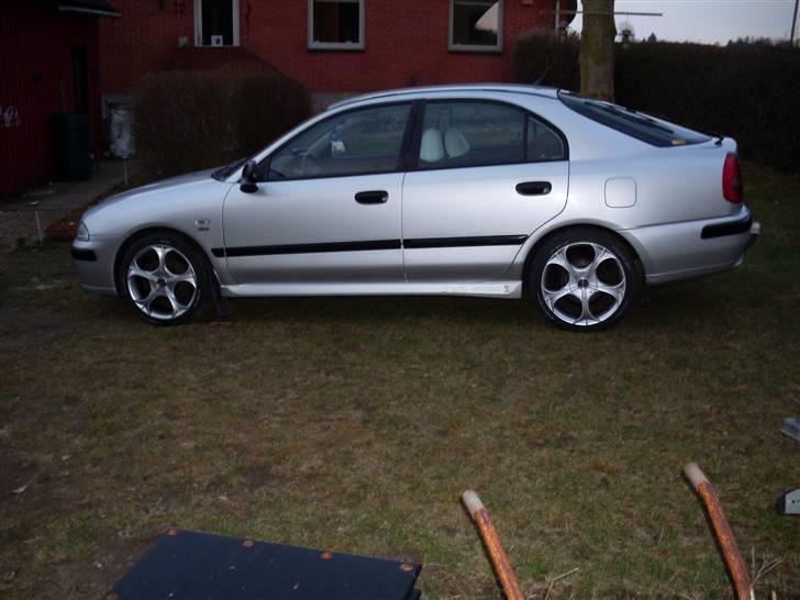 Mitsubishi carisma  billede 2