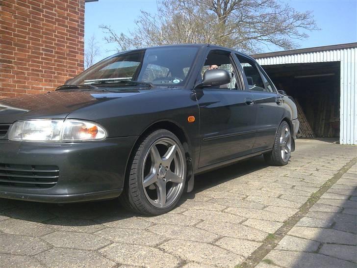 Mitsubishi Lancer Glxi **Solgt** - 195/40-16 på 7x16 Fælg (Dezent) billede 13