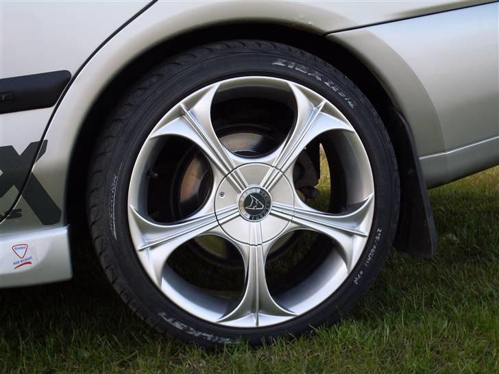 Mitsubishi carisma  billede 6