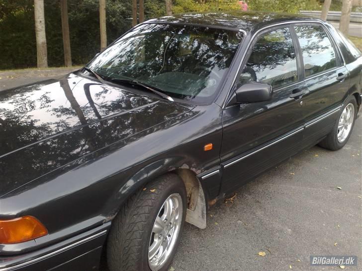 Mitsubishi galant billede 3