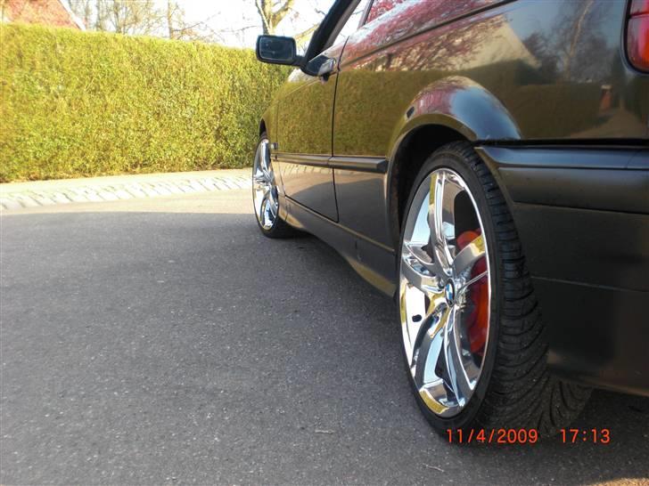 BMW 316i compact SOLGT billede 8