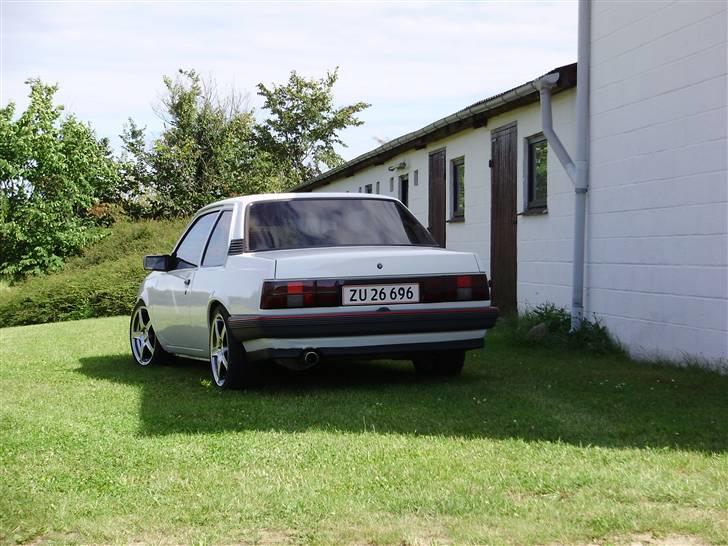 Opel Ascona C Hvid - 2009 billede 8