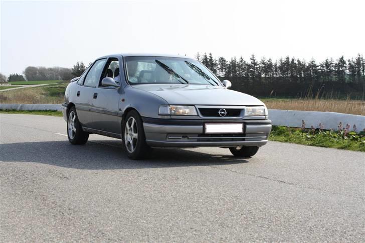 Opel Vectra 1,6 8v - Solgt billede 1
