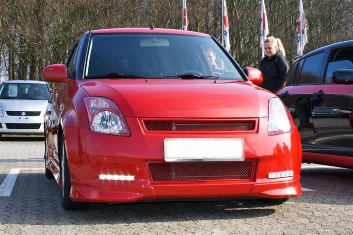 Suzuki Swift GLX (solgt) billede 4