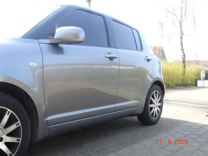 Suzuki Swift 1,3 solgt billede 5