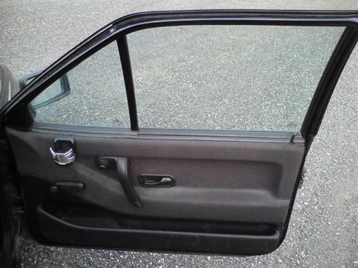 VW polo 86c.stjålet & skadet billede 8