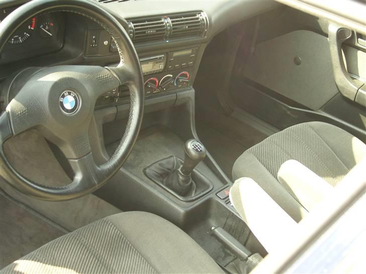 BMW E34 520i 92ér Solgt .. billede 3