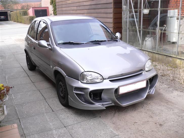 Opel Corsa B - den nye front :D billede 8