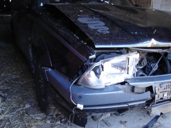 Alfa Romeo 75.2.0 ts .  - ser ik godt ud må se om den kommer på vejen i gen  billede 14