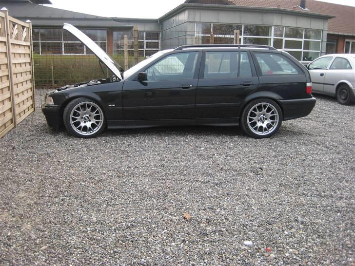 BMW 318 TDS Solgt billede 4