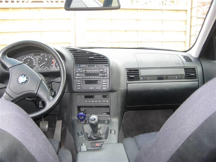 BMW 318 TDS Solgt billede 9