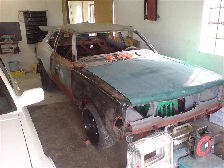 Ford Cortina GT Mk3 - Ja så den snart klar til maleren :) billede 2