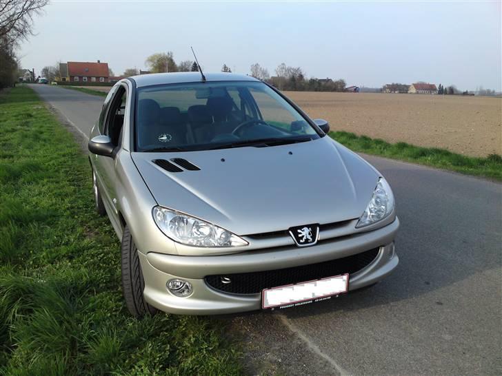Peugeot 206 billede 3