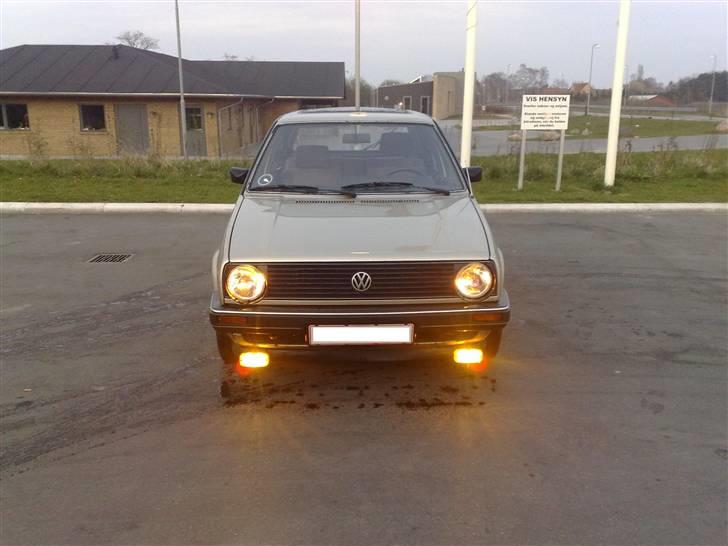 VW Golf 1.6 D. GL - Solgt billede 2