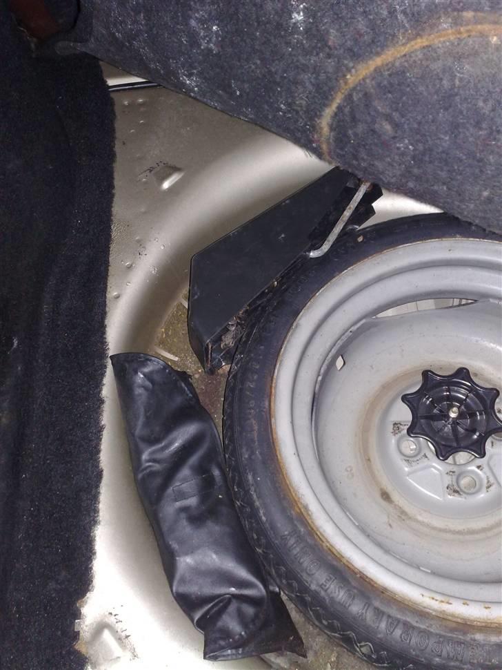 VW Golf 1.6 D. GL - Solgt billede 9