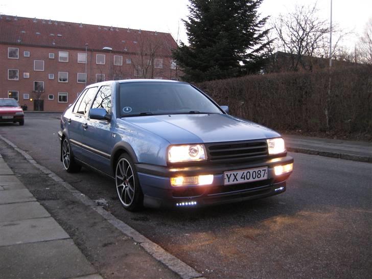 VW vento solgt billede 12