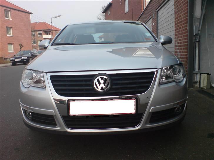 VW Passat - Der har vi den smukke :D billede 1