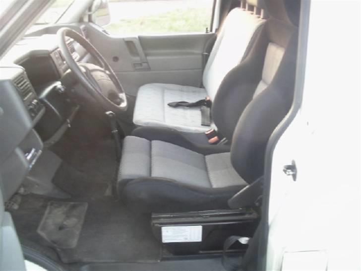 VW transporter 2,5 tdi billede 10