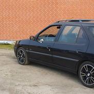 Peugeot 306
