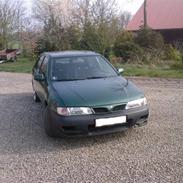 Nissan almera N15