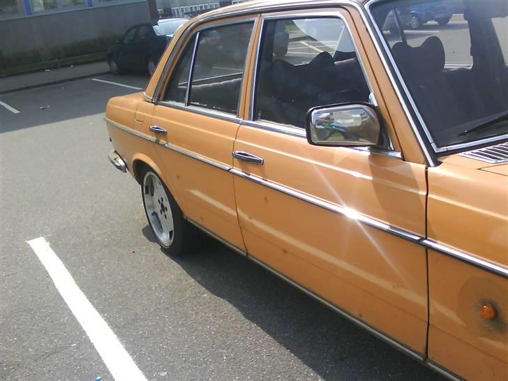 Mercedes Benz 123  (solgt) billede 8