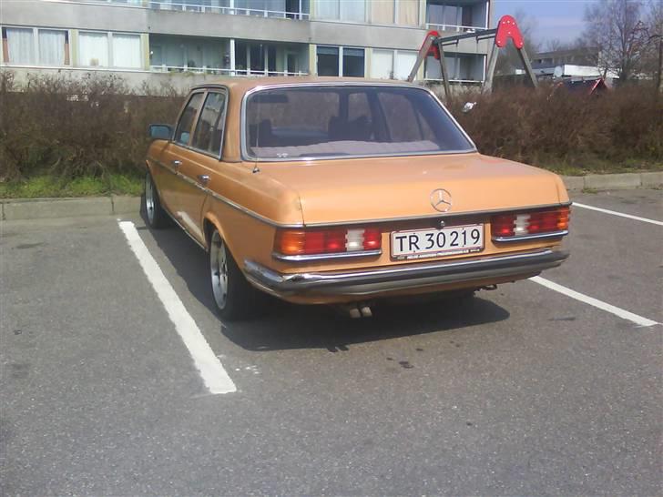 Mercedes Benz 123  (solgt) billede 11
