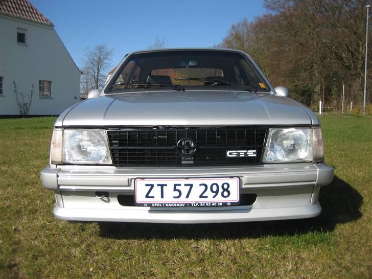Opel Kadett D GTE (SOLGT) billede 4
