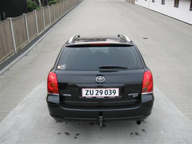 Toyota Avensis 2.0 sol stw. billede 3