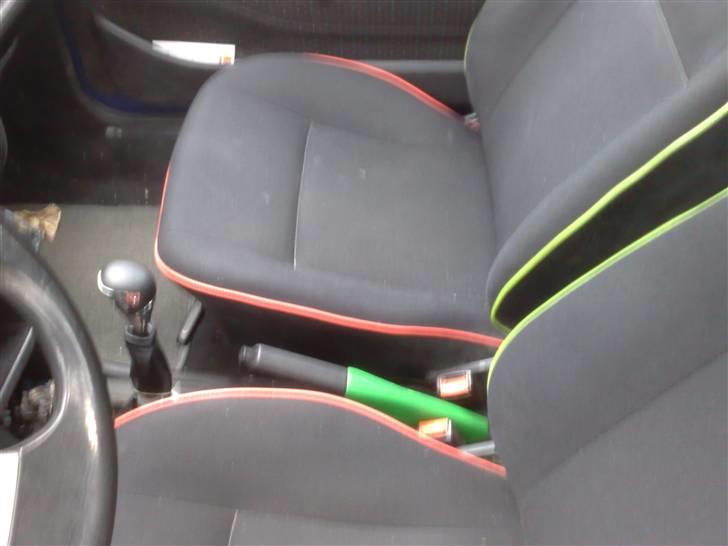 VW Polo 1.1 C86 (skrottet) billede 7