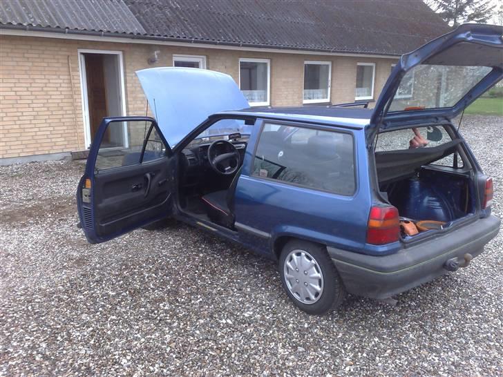 VW Polo 1.1 C86 (skrottet) billede 10