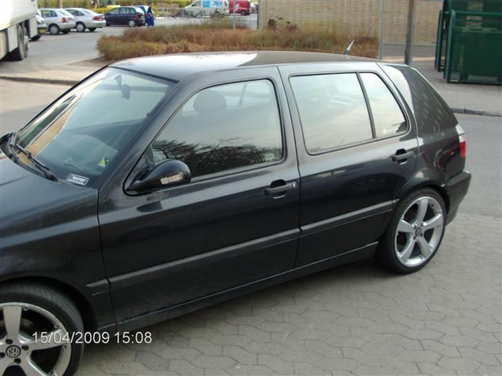 VW Golf 3 1,8 CL (TIL SALG) billede 2